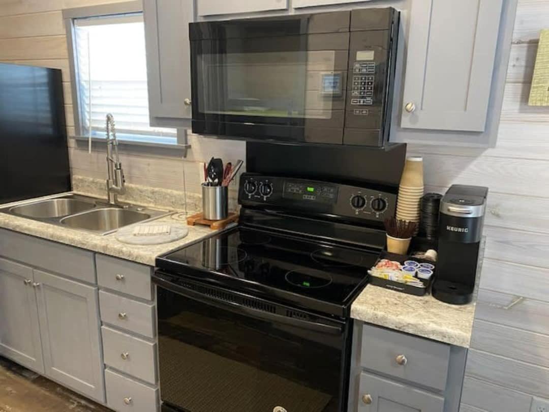 Surf City 2Br Park Home With Waterfront View And Parking Exterior photo